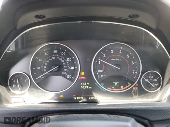 2014 BMW 4 Series 428i с VIN WBA3V7C58EP770604, выставлен на аукционе Copart как лот 58353515 с пробегом 171 339 миль миль и Списание • Salvage title. История ставок и продаж доступна на DreamBid. Изображение 9.