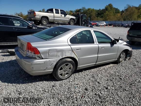 2007 Volvo S60 2.5L Turbo с VIN YV1RS592672614577, выставлен на аукционе Copart как лот 86881345 с пробегом 197 057 миль миль и Списание • Salvage title. История ставок и продаж доступна на DreamBid. Изображение 3.