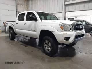 2014 Toyota Tacoma с VIN 3TMLU4EN8EM148737, выставлен на аукционе IAAI как лот 43256920 с пробегом 106 235 миль миль и . История ставок и продаж доступна на DreamBid. Изображение 1.