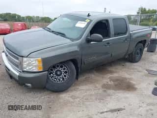 2011 Chevrolet Silverado 1500 LT with VIN 3GCPKSE36BG142049, listed as a IAAI auction lot 43304595 with 175,136 mi miles and . Bid and sale history available at DreamBid. Image 2.