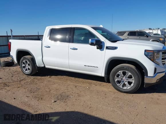 2025 GMC Sierra 1500 SLT with VIN 3GTPHDED4SG247059, listed as a IAAI auction lot 43508043 with 22,485 mi miles and . Bid and sale history available at DreamBid. Image 13.