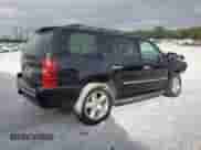 2012 Chevrolet Tahoe LTZ z VIN 1GNSCCE08CR279697, wystawiony jako Copart lot #79423014 z przebiegiem 217 990 mil mil oraz Szkoda całkowita • Salvage title. Historia ofert i sprzedaży dostępna na DreamBid. Obrazek 3.