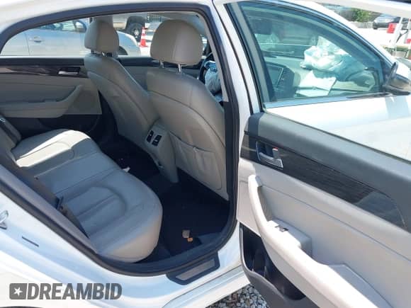 2018 Hyundai Sonata Limited with VIN 5NPE34AF8JH720111, listed as a IAAI auction lot 42669300 with 87,163 mi miles and . Bid and sale history available at DreamBid. Image 8.