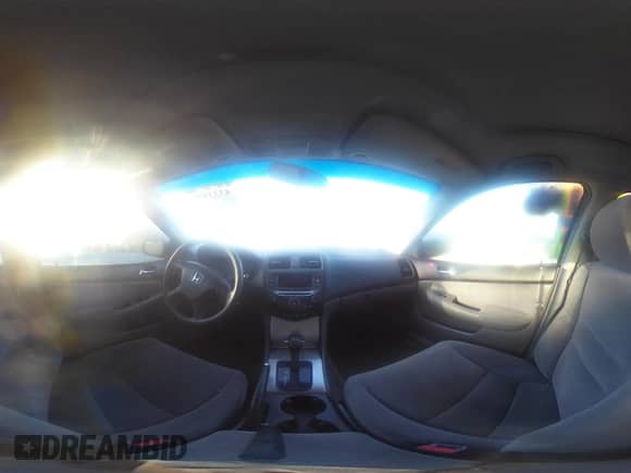 2007 Honda Accord EX z VIN 1HGCM56777A104462, wystawiony jako IAAI lot #43331511 z przebiegiem 187 568 mil mil oraz . Historia ofert i sprzedaży dostępna na DreamBid. Obrazek 17.