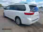 2017 Toyota Sienna XLE with VIN 5TDDZ3DC8HS162481, listed as a IAAI auction lot 43358083 with 117,390 mi miles and . Bid and sale history available at DreamBid. Image 3.