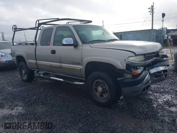 2001 Chevrolet Silverado 2500HD LS with VIN 1GCHC29U01E227334, listed as a IAAI auction lot 41446965 with 266,255 mi miles and . Bid and sale history available at DreamBid. Image 1.