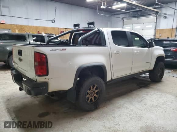 2018 Chevrolet Colorado 4WD ZR2 z VIN 1GCGTEEN9J1325412, wystawiony jako Copart lot #81622025 z przebiegiem 109 857 mil mil oraz Czysty tytuł • Clean title. Historia ofert i sprzedaży dostępna na DreamBid. Obrazek 3.