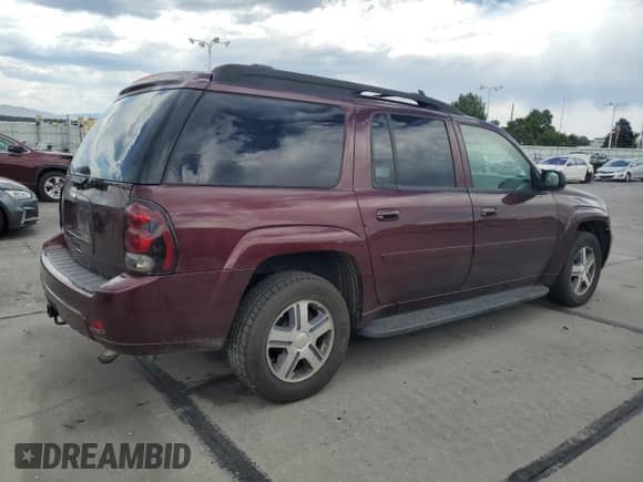 2006 Chevrolet TrailBlazer LS with VIN 1GNET16S966127564, listed as a Copart auction lot 67676215 with 158,846 mi miles and Clean title. Bid and sale history available at DreamBid. Image 3.