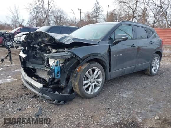 2019 Chevrolet Blazer with VIN 3GNKBDRSXKS620419, listed as a IAAI auction lot 41511812 with 57,508 mi miles and . Bid and sale history available at DreamBid. Image 2.