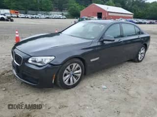 2015 BMW 7 Series 750Li xDrive with VIN WBAYF8C58FD655495, listed as a Copart auction lot 61584405 with 105,249 mi miles and Clean title. Bid and sale history available at DreamBid. Image 1.