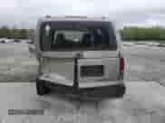 2002 Chevrolet Astro с VIN 1GNDM19X42B139364, выставлен на аукционе Copart как лот 50256915 с пробегом Не указан миль и Списание • Salvage title. История ставок и продаж доступна на DreamBid. Изображение 6.