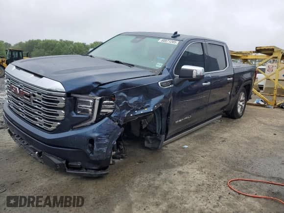 2022 GMC Sierra 1500 Denali с VIN 3GTUUGED3NG660594, выставлен на аукционе Copart как лот 60871205 с пробегом 108 826 миль миль и Списание • Salvage title. История ставок и продаж доступна на DreamBid. Изображение 1.