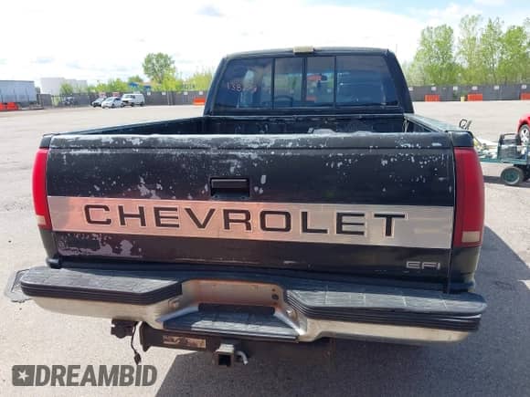1990 Chevrolet Silverado 2500 с VIN 2GCFK29K6L1205545, выставлен на аукционе IAAI как лот 42138999 с пробегом 160 144 миль миль и . История ставок и продаж доступна на DreamBid. Изображение 16.