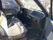 1992 Dodge Dakota SLT z VIN 1B7FL26X9NS643377, wystawiony jako IAAI lot #42844829 z przebiegiem 191 961 mil mil oraz . Historia ofert i sprzedaży dostępna na DreamBid. Obrazek 5.