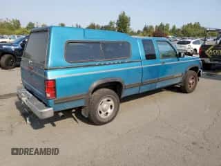 1994 Dodge Dakota z VIN 1B7GG23X3RW126913, wystawiony jako Copart lot #69046074 z przebiegiem 308 676 mil mil oraz Szkoda całkowita • Salvage title. Historia ofert i sprzedaży dostępna na DreamBid. Obrazek 3.