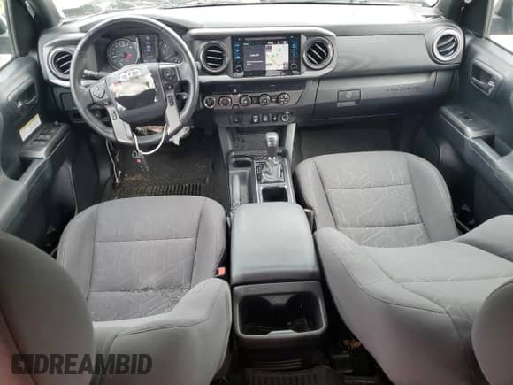 2019 Toyota Tacoma TRD Off Road z VIN 3TMCZ5ANXKM213550, wystawiony jako Copart lot #81675915 z przebiegiem 78 339 mil mil oraz Szkoda całkowita • Salvage title. Historia ofert i sprzedaży dostępna na DreamBid. Obrazek 8.