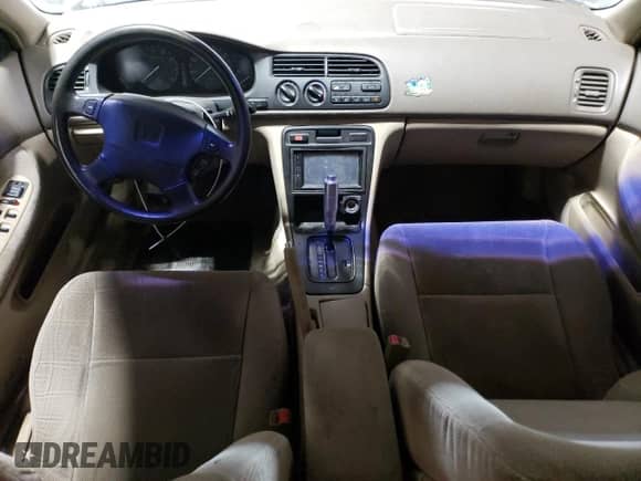 1996 Honda Accord with VIN 1HGCE664XTA019179, listed as a Copart auction lot 71292254 with 249,705 mi miles and Salvage title. Bid and sale history available at DreamBid. Image 8.