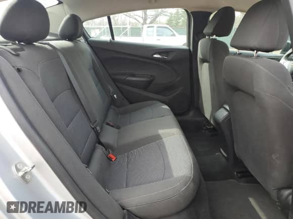 2018 Chevrolet Cruze LS с VIN 1G1BC5SMXJ7243779, выставлен на аукционе Copart как лот 51227015 с пробегом 153 837 миль миль и Чистый • Clean title. История ставок и продаж доступна на DreamBid. Изображение 10.