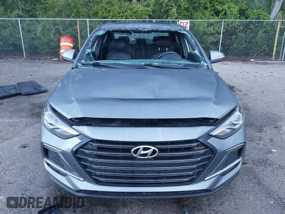 2018 Hyundai Elantra Sport с VIN KMHD04LB2JU529042, выставлен на аукционе IAAI как лот 43326405 с пробегом 63 384 миль миль и . История ставок и продаж доступна на DreamBid. Изображение 13.