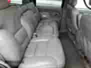 1998 Chevrolet Tahoe с VIN 1GNEK13R2WJ304666, выставлен на аукционе Copart как лот 57833815 с пробегом 199 103 миль миль и Списание • Salvage title. История ставок и продаж доступна на DreamBid. Изображение 11.