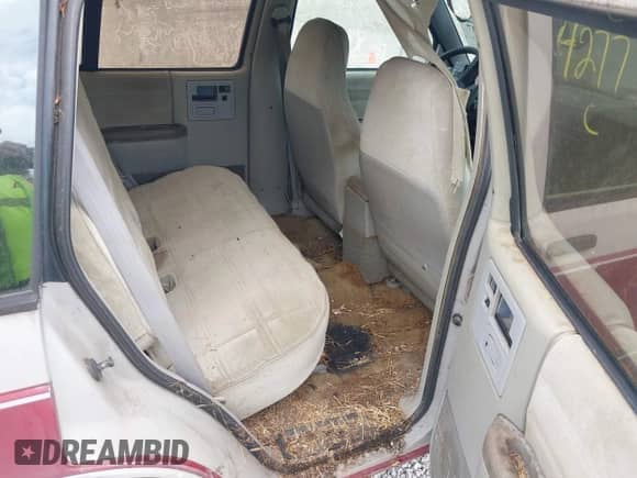 1994 Chevrolet Blazer LT z VIN 1GNDT13W5R2170250, wystawiony jako IAAI lot #42779147 z przebiegiem 115 954 mil mil oraz . Historia ofert i sprzedaży dostępna na DreamBid. Obrazek 8.