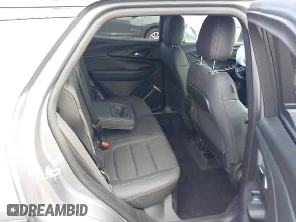 2023 Chevrolet TrailBlazer RS с VIN KL79MTSL3PB129950, выставлен на аукционе IAAI как лот 42841410 с пробегом 23 704 миль миль и . История ставок и продаж доступна на DreamBid. Изображение 8.
