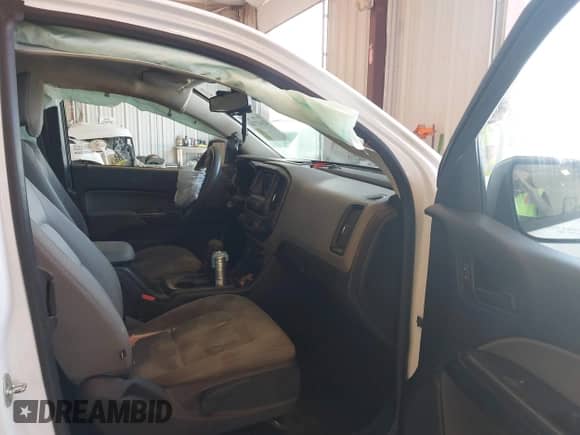 2017 Chevrolet Colorado 2WD WT с VIN 1GCHSBEA3H1251062, выставлен на аукционе IAAI как лот 42682740 с пробегом 136 546 миль миль и . История ставок и продаж доступна на DreamBid. Изображение 5.