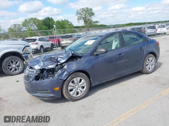 2014 Chevrolet Cruze LS with VIN 1G1PB5SH9E7216607, listed as a IAAI auction lot 42318797 with 43,276 mi miles and . Bid and sale history available at DreamBid. Image 18.