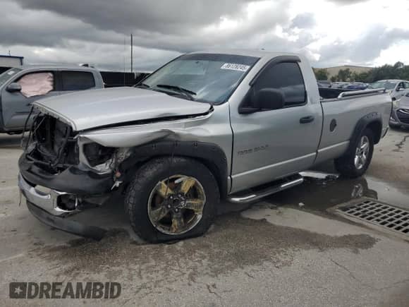 2002 Dodge 1500 z VIN 1D7HA16N32J228313, wystawiony jako Copart lot #86128245 z przebiegiem 245 411 mil mil oraz Szkoda całkowita • Salvage title. Historia ofert i sprzedaży dostępna na DreamBid. Obrazek 1.