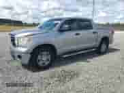 2011 Toyota Tundra z VIN 5TFEY5F10BX114151, wystawiony jako Copart lot #85832145 z przebiegiem 177 884 mil mil oraz Szkoda całkowita • Salvage title. Historia ofert i sprzedaży dostępna na DreamBid. Obrazek 1.