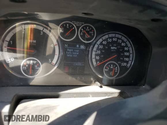 2010 Dodge 3500 Laramie with VIN 3D73Y3HL5AG177538, listed as a Copart auction lot 68644374 with 231,055 mi miles and Salvage title. Bid and sale history available at DreamBid. Image 9.