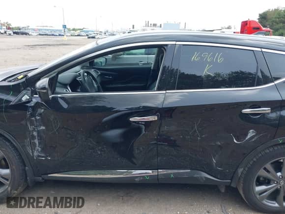 2020 Nissan Murano Platinum with VIN 5N1AZ2DS9LN169616, listed as a IAAI auction lot 42405504 with 72,326 mi miles and . Bid and sale history available at DreamBid. Image 14.