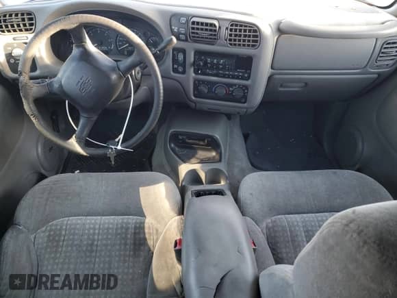 2001 Chevrolet Blazer LS с VIN 1GNDT13WX1K263690, выставлен на аукционе Copart как лот 51698655 с пробегом 243 310 миль миль и Списание • Salvage title. История ставок и продаж доступна на DreamBid. Изображение 8.