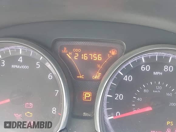 2015 Nissan Note SV z VIN 3N1CE2CP8FL387141, wystawiony jako IAAI lot #42407924 z przebiegiem 216 756 mil mil oraz . Historia ofert i sprzedaży dostępna na DreamBid. Obrazek 14.