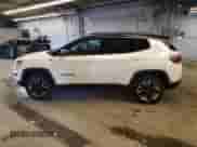 2018 Jeep Compass Trailhawk с VIN 3C4NJDDB0JT163497, выставлен на аукционе Copart как лот 77000364 с пробегом 28 681 миль миль и Списание • Salvage title. История ставок и продаж доступна на DreamBid. Изображение 2.