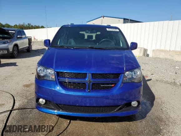 2019 Dodge Grand Caravan GT with VIN 2C4RDGEGXKR516367, listed as a Copart auction lot 85704595 with 110,210 mi miles and Salvage title. Bid and sale history available at DreamBid. Image 5.