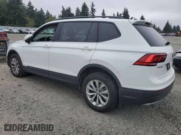 2020 Volkswagen Tiguan S с VIN 3VV0B7AX9LM019938, выставлен на аукционе Copart как лот 80056555 с пробегом 96 506 миль миль и Списание • Salvage title. История ставок и продаж доступна на DreamBid. Изображение 2.