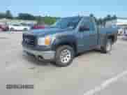 2007 GMC Sierra 1500 Work Truck z VIN 1GTEK14X07Z624531, wystawiony jako IAAI lot #42739758 z przebiegiem 207 360 mil mil oraz . Historia ofert i sprzedaży dostępna na DreamBid. Obrazek 2.