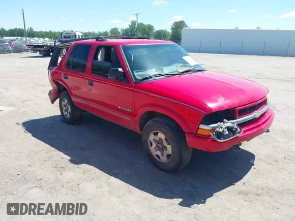 2004 Chevrolet Blazer LS with VIN 1GNDT13X44K113359, listed as a IAAI auction lot 42279143 with 137,260 mi miles and . Bid and sale history available at DreamBid. Image 1.