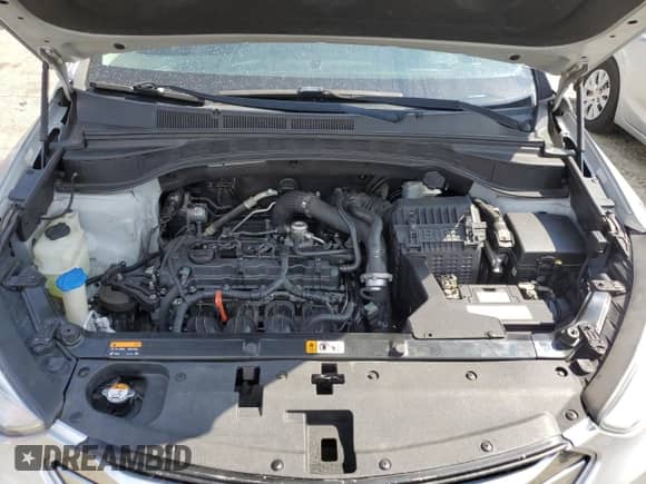 2016 Hyundai Santa Fe с VIN 5XYZU3LA8GG348697, выставлен на аукционе Copart как лот 69217195 с пробегом 169 988 миль миль и Чистый • Clean title. История ставок и продаж доступна на DreamBid. Изображение 12.