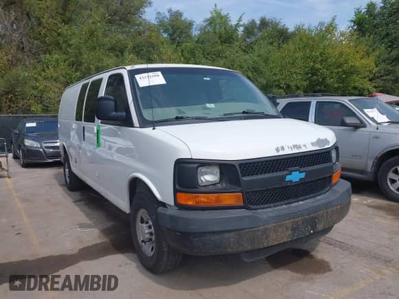 2008 Chevrolet Express Cargo с VIN 1GCHG39K781136197, выставлен на аукционе IAAI как лот 43221508 с пробегом 336 066 миль миль и . История ставок и продаж доступна на DreamBid. Изображение 1.