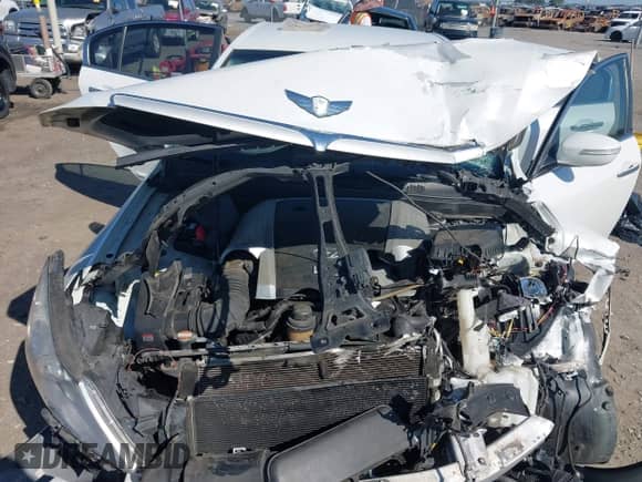 2011 Hyundai Genesis с VIN KMHGC4DE8BU140422, выставлен на аукционе IAAI как лот 43328586 с пробегом 157 134 миль миль и . История ставок и продаж доступна на DreamBid. Изображение 10.