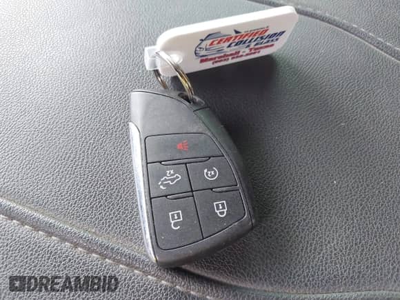 2024 Chevrolet Silverado 2500HD LT with VIN 1GC1YNE74RF469621, listed as a IAAI auction lot 43511135 with 46,966 mi miles and . Bid and sale history available at DreamBid. Image 11.