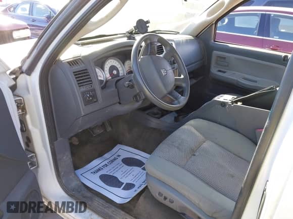 2007 Dodge Dakota SLT with VIN 1D7HW42K87S136419, listed as a IAAI auction lot 41363057 with 152,369 mi miles and . Bid and sale history available at DreamBid. Image 8.