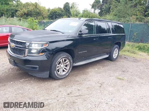 2015 Chevrolet Suburban LT с VIN 1GNSKJKC3FR210961, выставлен на аукционе IAAI как лот 43251868 с пробегом 392 257 миль миль и . История ставок и продаж доступна на DreamBid. Изображение 17.