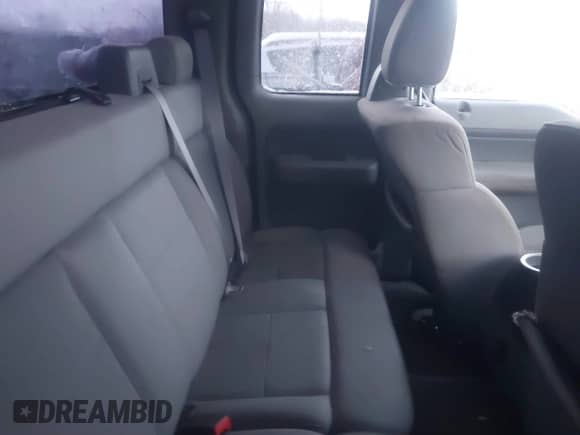 2006 Ford F-150 XLT with VIN 1FTPX02586KA80969, listed as a IAAI auction lot 41271710 with 147,892 mi miles and . Bid and sale history available at DreamBid. Image 8.