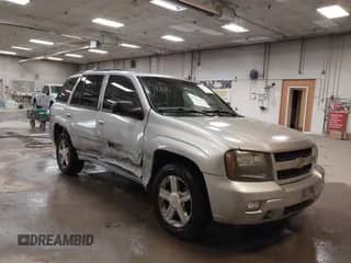 2007 Chevrolet TrailBlazer LS с VIN 1GNDT13S472137511, выставлен на аукционе IAAI как лот 42497128 с пробегом 83 712 миль миль и . История ставок и продаж доступна на DreamBid. Изображение 1.