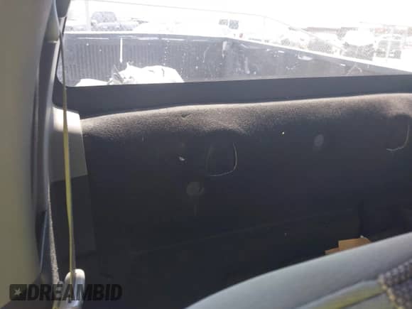 2016 Ford F-150 XL z VIN 1FTMF1C89GKE27389, wystawiony jako IAAI lot #43187468 z przebiegiem 161 080 mil mil oraz . Historia ofert i sprzedaży dostępna na DreamBid. Obrazek 8.