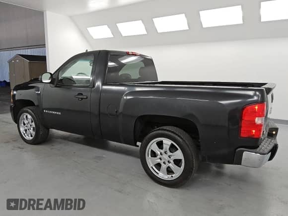 2009 Chevrolet Silverado 1500 Work Truck z VIN 1GCEC14X89Z186339, wystawiony jako Copart lot #69156165 z przebiegiem 173 235 mil mil oraz Czysty tytuł • Clean title. Historia ofert i sprzedaży dostępna na DreamBid. Obrazek 2.