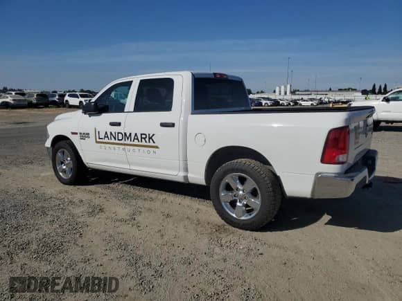 2019 Ram 1500 Tradesman z VIN 1C6RR7KMXKS726548, wystawiony jako Copart lot #71636945 z przebiegiem 124 557 mil mil oraz Szkoda całkowita • Salvage title. Historia ofert i sprzedaży dostępna na DreamBid. Obrazek 2.